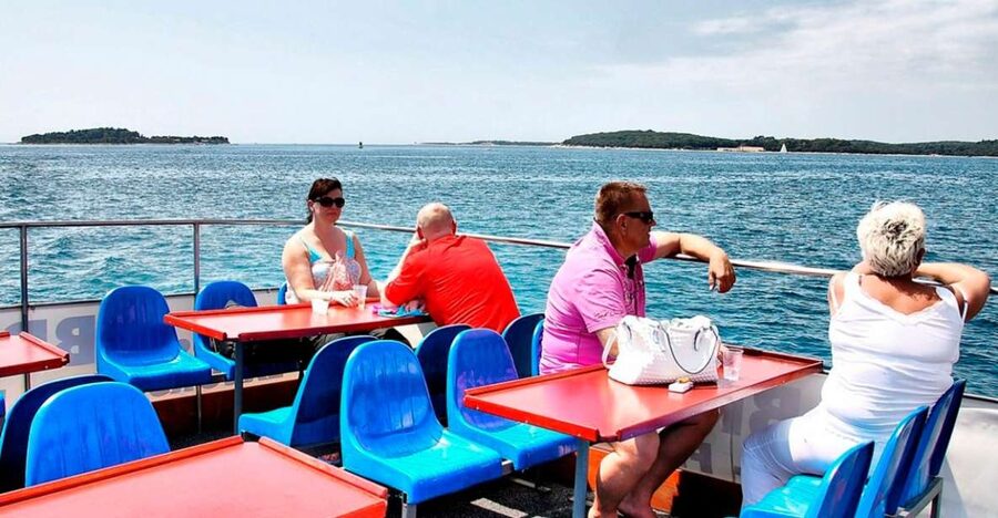 Pula: Harbor Cruise with unlimited Drinks - The opening view of Pula Arena