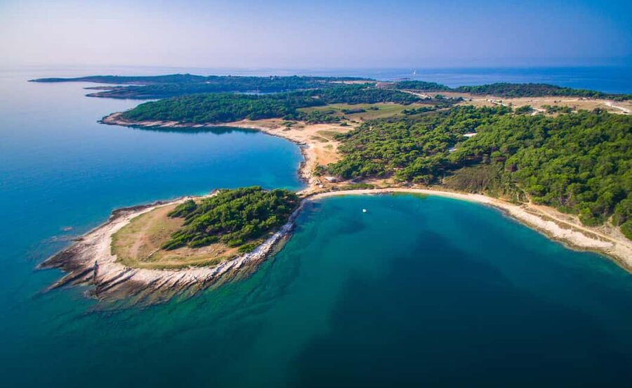 Pula: Kamenjak Bike Tour with Blue Cave and Cliffs Visit - What the guides add to the ride