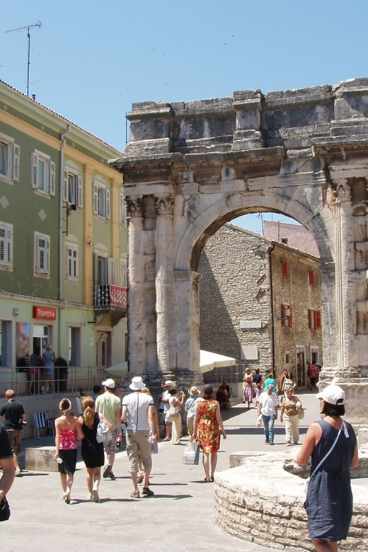 Pula: Old Town Walking Tour for Foodies with Dinner and Wine - Starting at Pula’s Roman Arena