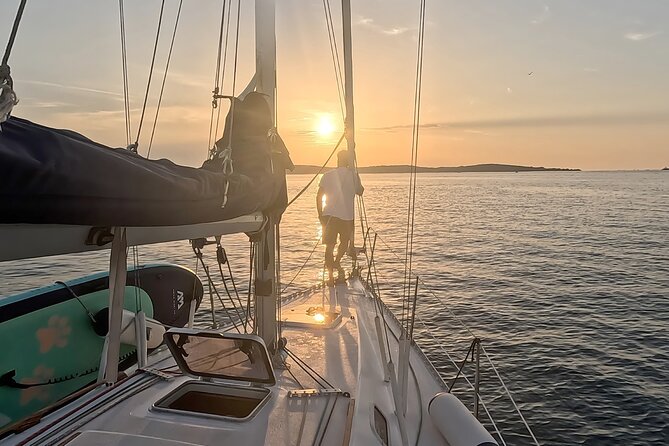 Pula: Private Golden Hour Sail - Dolphins, Drinks & Brijuni Views - Drinks, music, and the golden-hour mood
