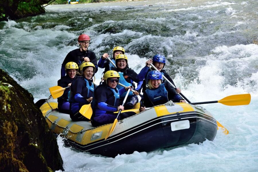 Rafting/Kayaking adventure river Kupa - The 15-minute ride to the river