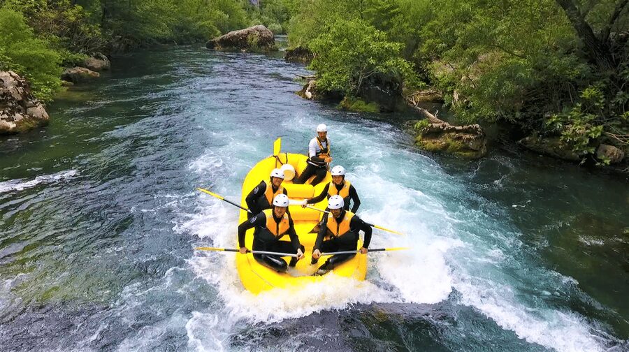 Rafting on the Cetina river - Meeting at Pinta Rafting and getting ready