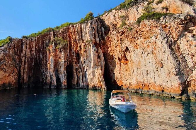Red Rocks and Hvar Full Day Tour from Split and Brac - Why this island day works so well from Split and Brac