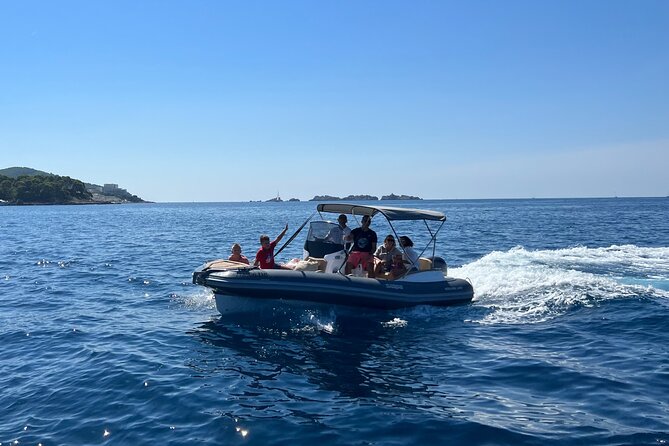 Rent a Rib - half day - without skipper - A boat set up for a comfortable afternoon