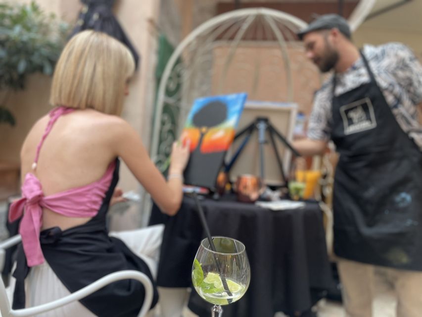 Rovinj: Artafera painting workshops - Paint, wine & more - Choosing an Istrian motif