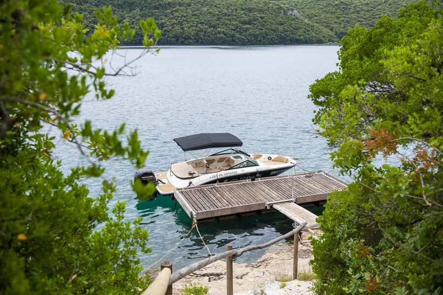 Rovinj or Vrsar: Lim Fjord & Rovinj islands Speedboat Tour - Red Island, the small harbor, and a little history