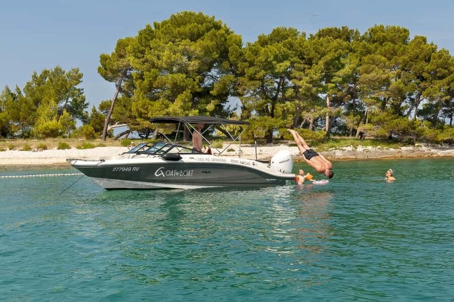 Rovinj: Rovinj Archipelago and South Coves Speedboat Tour - Why a private boat works well around Rovinj