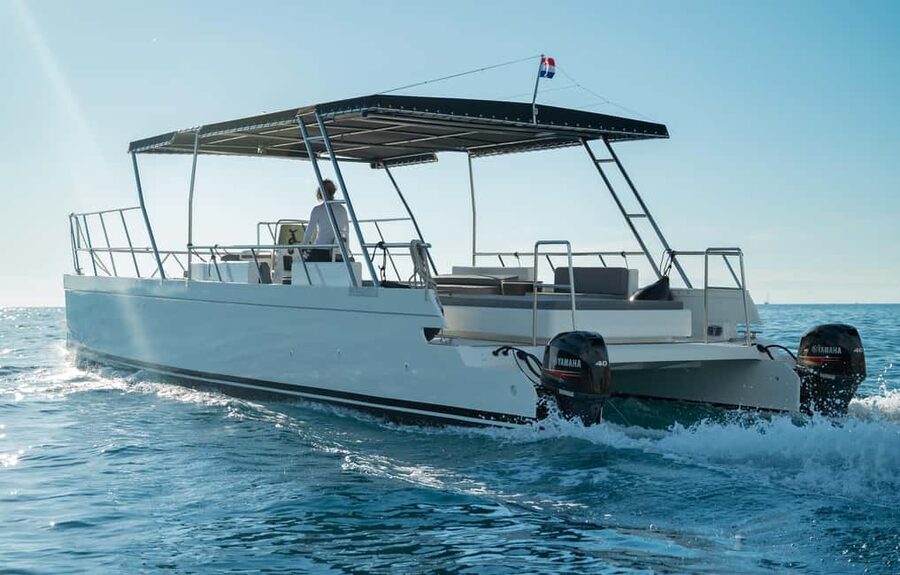 Rovinj: Sunset & dolphin group tours with Catamaran - Why This Catamaran Feels Different