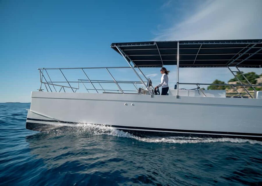 Rovinj: Sunset & dolphin group tours with Catamaran - The Front Net: The Catamaran’s Best Seat