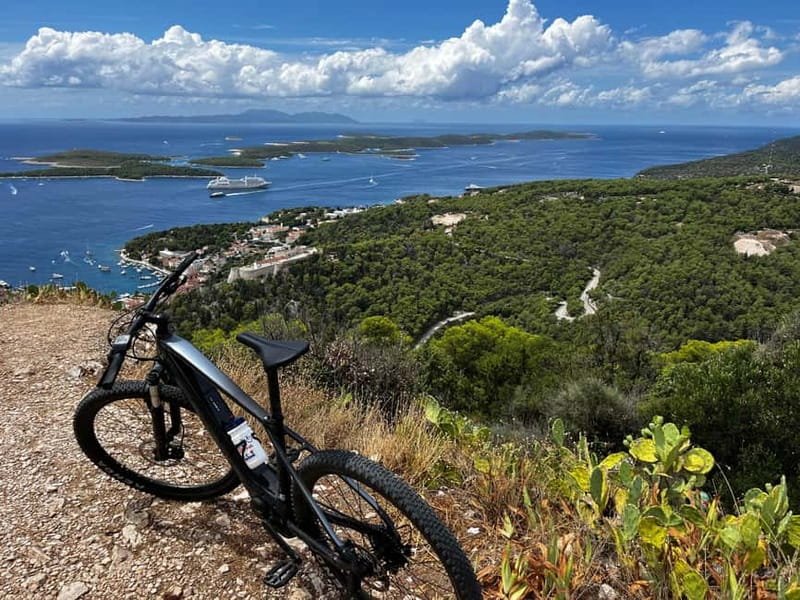 Self-guided mountain bike tour (non-electric) - Who should choose this Hvar ride?