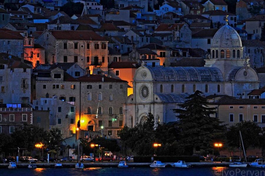 Sibenik: Guided Evening Walking Tour - Guide quality is the real value