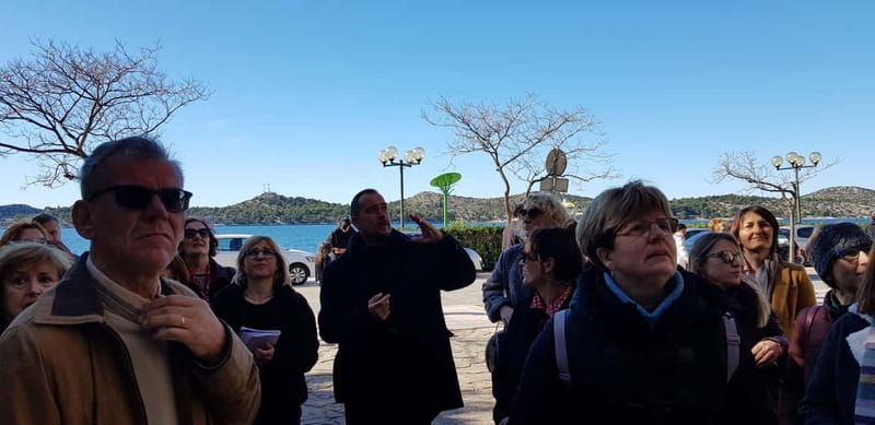 Šibenik: Medieval Night Walking Tour - Timing, meeting details, and practical advice