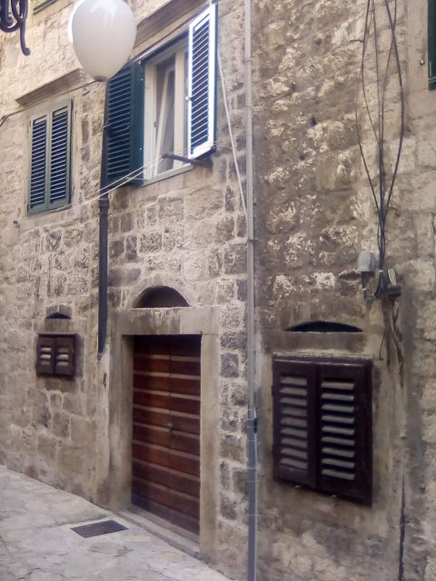 Šibenik walking tour in one hour! - Who will get the most from this tour