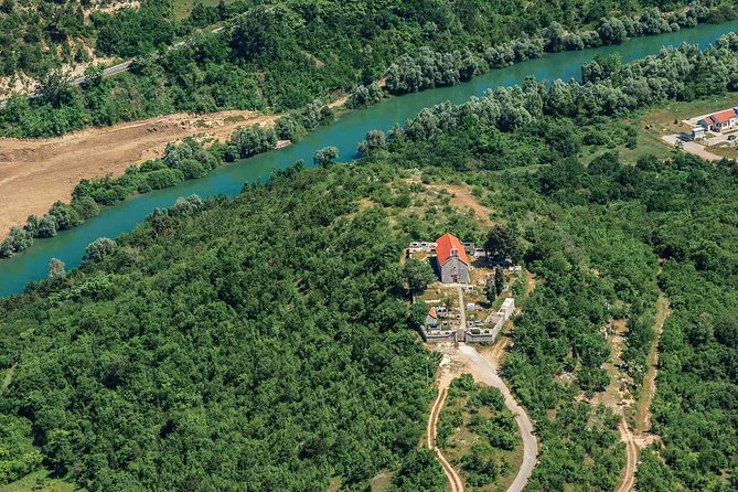 Sinj: Panoramic Flight over Peruca Lake and Dinara mountain - Taking off from Sinj Airport