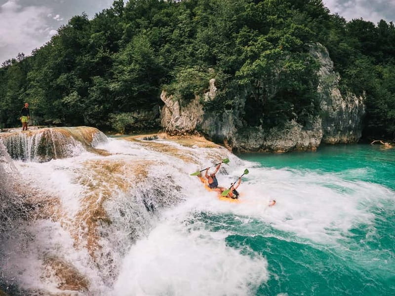 Slunj: River and Waterfalls Kayaking on Mrežnica river - Practical tips for a smoother day