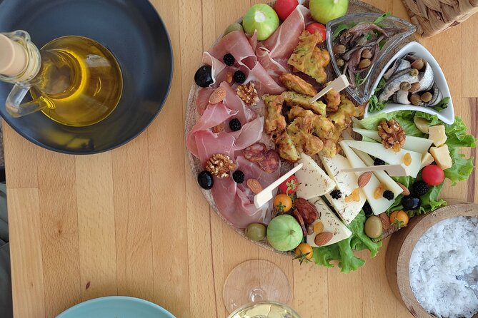 Slurp of Grk Korcula Wine Tour | Wine Tasting in Lumbarda - Who should book this afternoon?