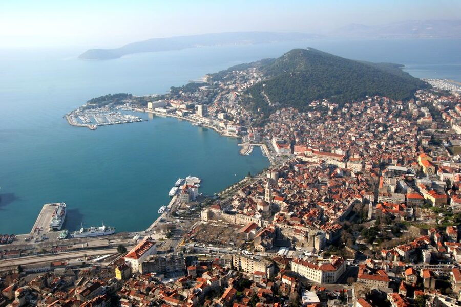 Split: 1.5-Hour Riviera Boat Cruise with a Free Drink - The boat, crew, and onboard comfort