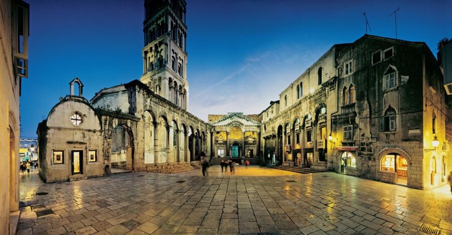 Split: 1.5-Hour Walking Tour and Diocletian's Palace - People’s Square and Split’s changing architecture