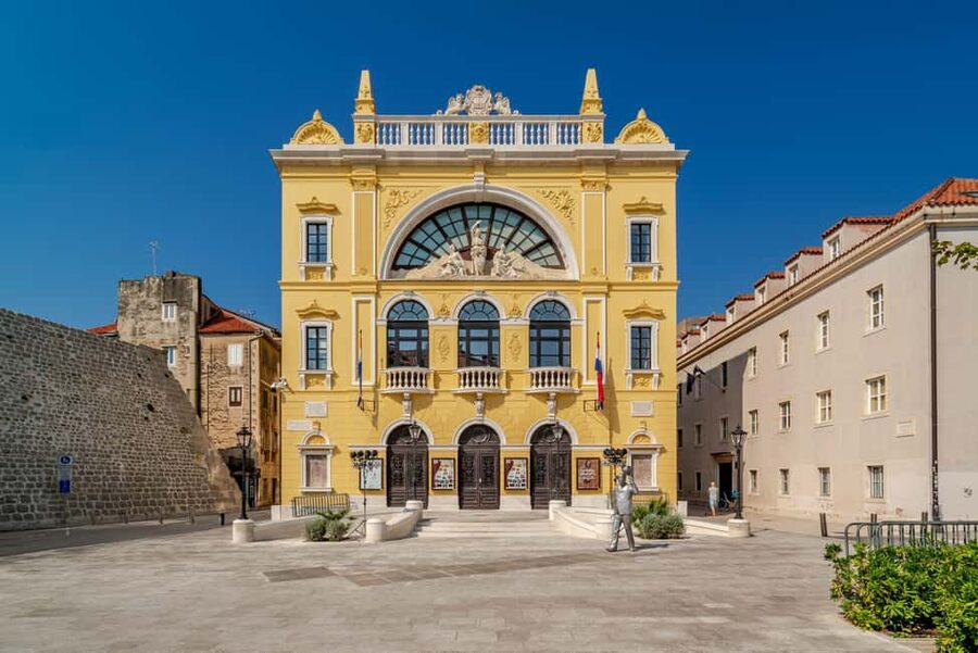Split: 1.5-Hour Walking Tour and Diocletian's Palace - From the South Gate to Diocletian’s cellars