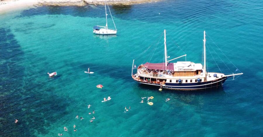Split: All inclusive Brač & Šolta Island Swimming Cruise - The best parts of the Brač and Šolta cruise