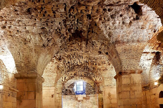 Split and Ston private tour or transfer - Split’s Diocletian Palace and the Riva