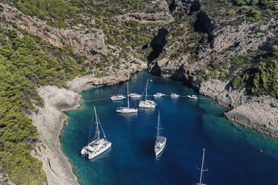 Split: Blue Cave and 5 Islands Tour - Stiniva Cove and its narrow entrance