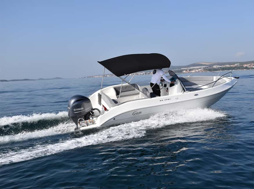 Split: Blue Lagoon and 3 Islands Tour - The speedboat ride to Trogir