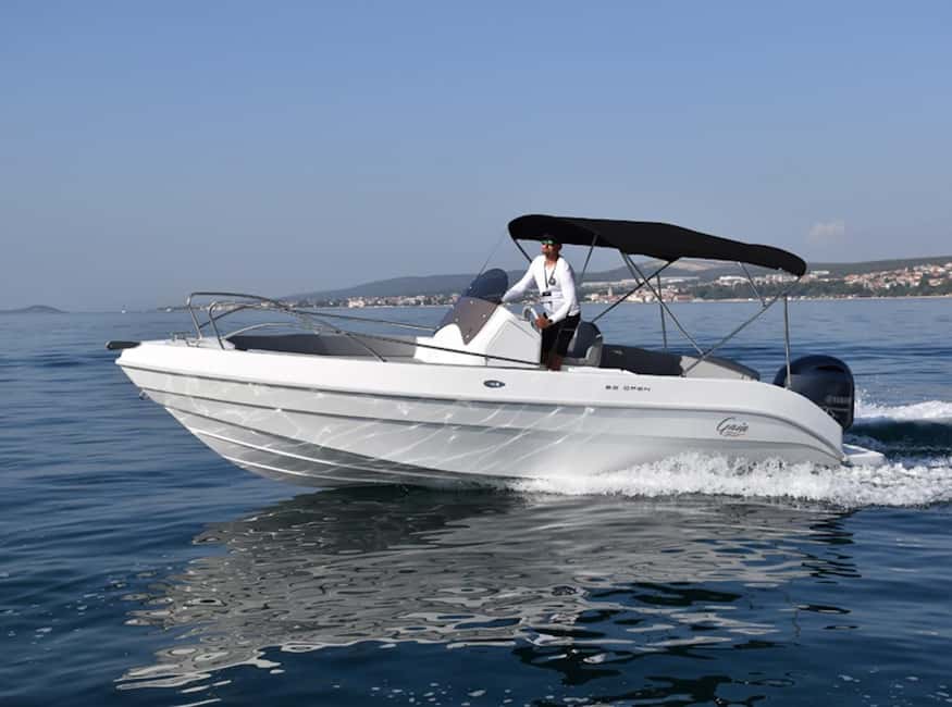 Split: Blue Lagoon and 3 Islands Tour - Meeting the boat in Split