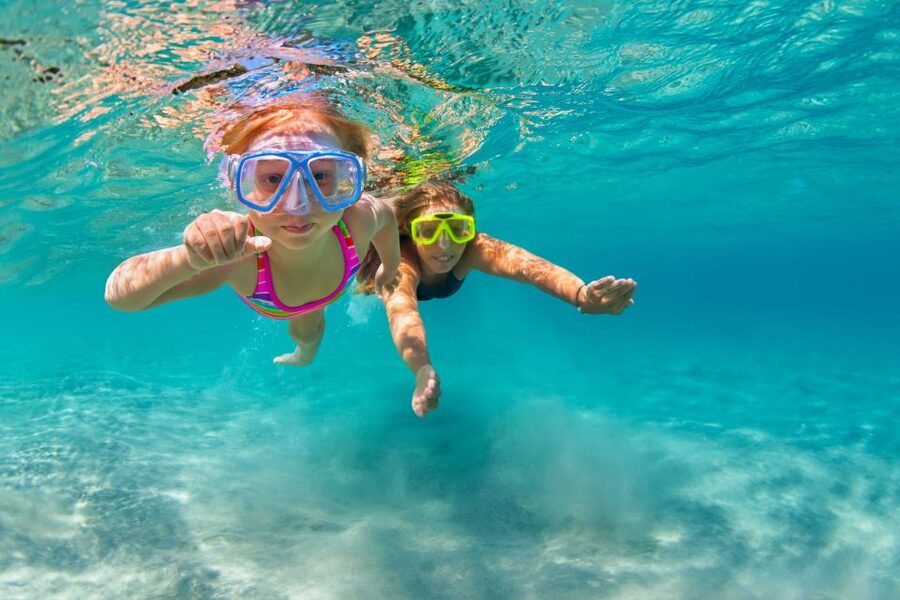 Split: Blue Lagoon and Šolta Boat Tour with Lunch and Drinks - Lunch, wine, and drinks on the water