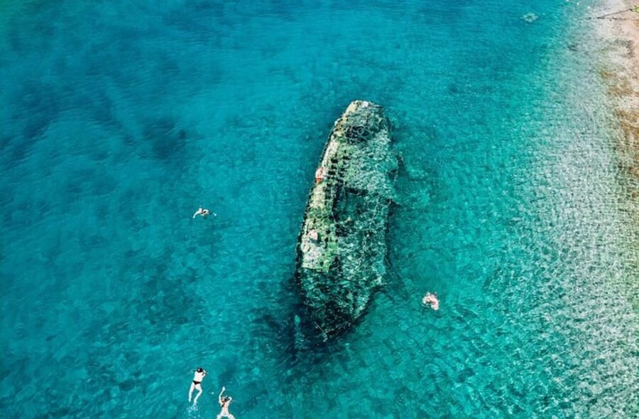 Split: Blue Lagoon, Shipwreck and Šolta with Food and Drinks - What this Split boat tour is really like