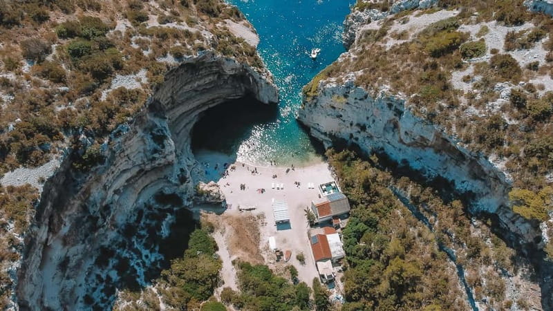 Split: Boat Tour to Blue Cave, Vis, Blue Lagoon, Hvar, Brač - Five things to know before you book