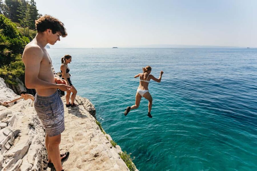Split: Cliff Jumping & Deep Water Solo Tour - What makes this Split climbing tour worth considering