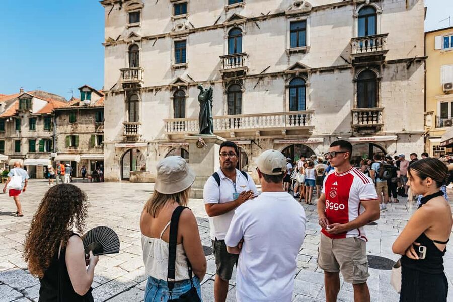 Split: Diocletian Palace & Old Town Guided Walking Tour - Peristyle courtyard, the palace’s grand stage