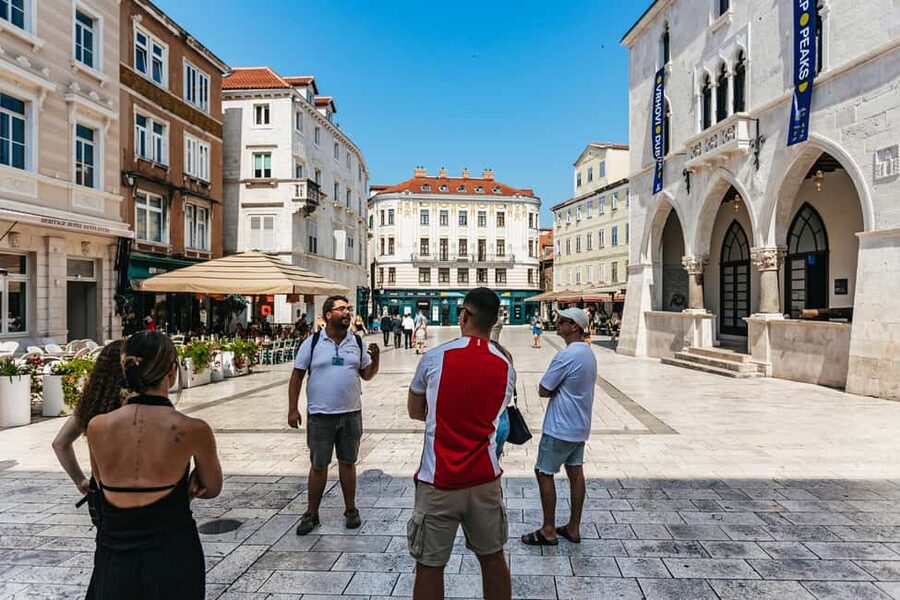 Split: Diocletian Palace & Old Town Guided Walking Tour - Old town lanes, Town Hall, and Fruit Square