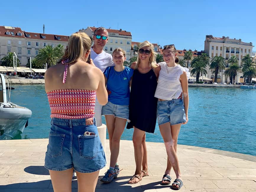 Split: Group or Private Walking Tour with Art Historian - Republic Square and the walk toward Varoš