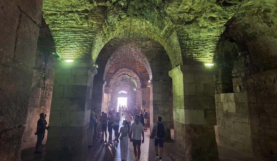 Split: History Walking Tour of the Old Town - Ending on the Riva with practical advice