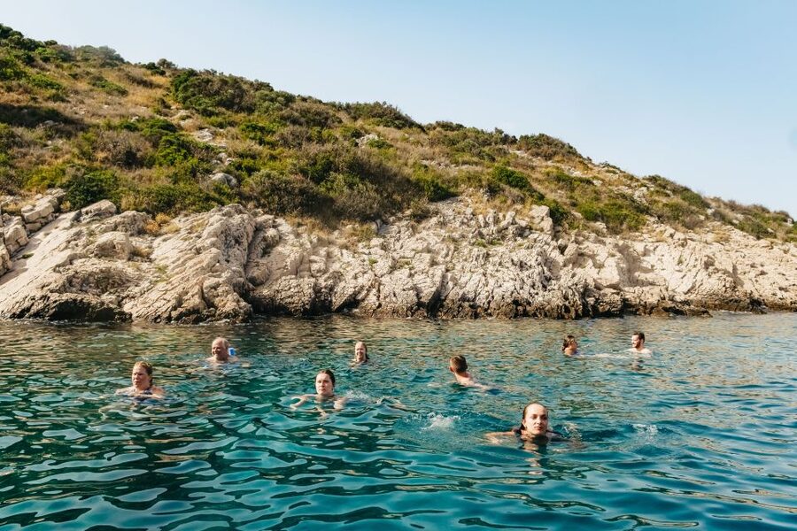 Split: Hvar, Pakleni, Brač & Šolta All-inclusive Tour - Food and drinks make the price easier to justify