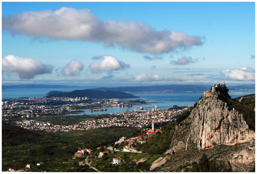 Split: Klis Fortress GOT and Olive Museum Entry Tickets - The short move to Klis Fortress