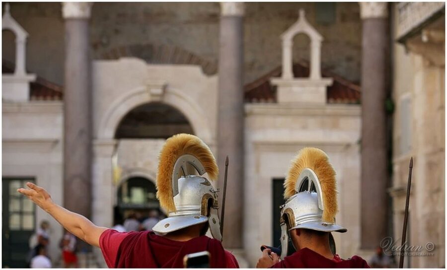 Split: Local History and Culture 90-Minute Walking Tour - Walking through a living Roman palace