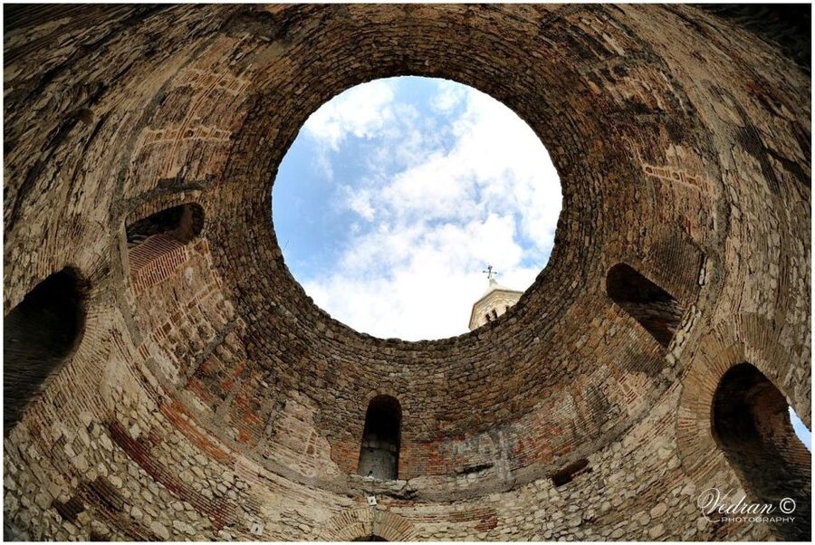 Split: Local History and Culture 90-Minute Walking Tour - Heat, rain, and what to carry