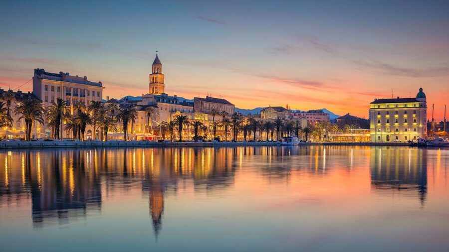 Split: Old Town and Diocletian's Palace Walking Tour - Meeting near the red SPLIT sign