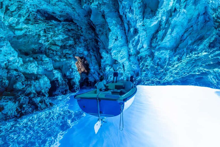 Split or Trogir: Blue Cave, Vis, and Hvar Speedboat Day Trip - Key points to know before you book