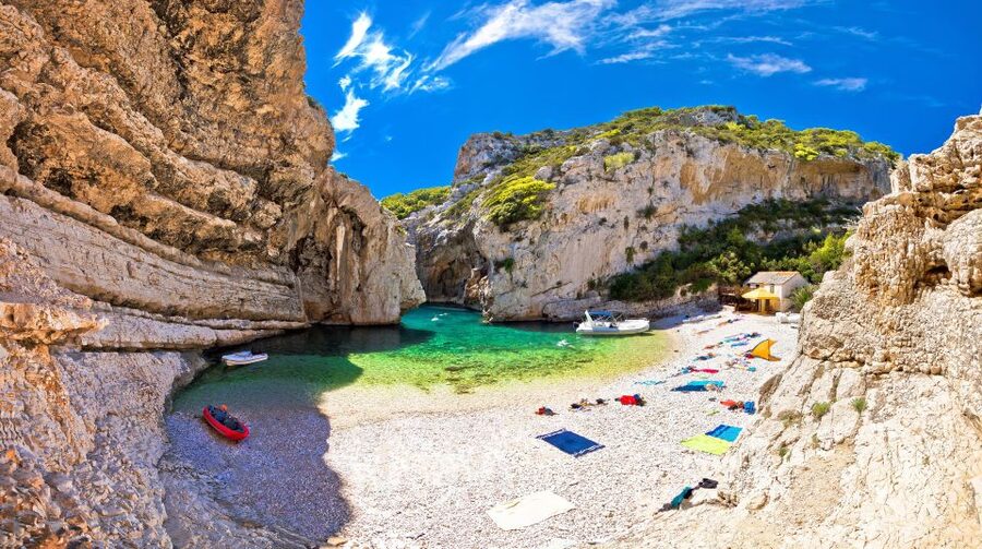 Split or Trogir: Blue Cave, Vis, and Hvar Speedboat Day Trip - Two hours in historic Hvar Town
