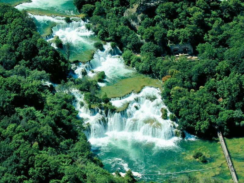 Split or Trogir: Krka Waterfalls & Wine and Food tasting - Should you book Krka, Šibenik, and Ranch Rak?