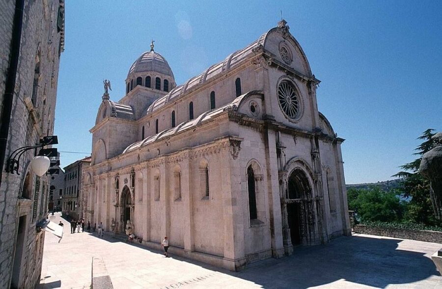Split or Trogir: Krka Waterfalls & Wine and Food tasting - How much Krka time is enough?
