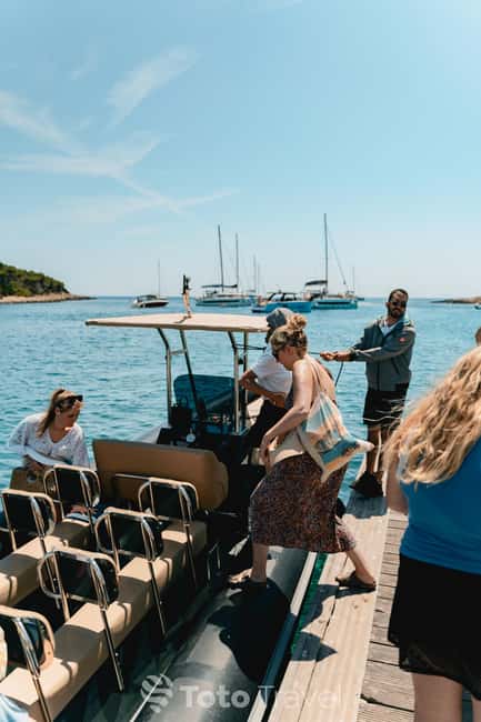 Split/Podstrana: Blue Cave, Hvar & 6 Islands Speedboat Trip - Budikovac Blue Lagoon for snorkeling and sun