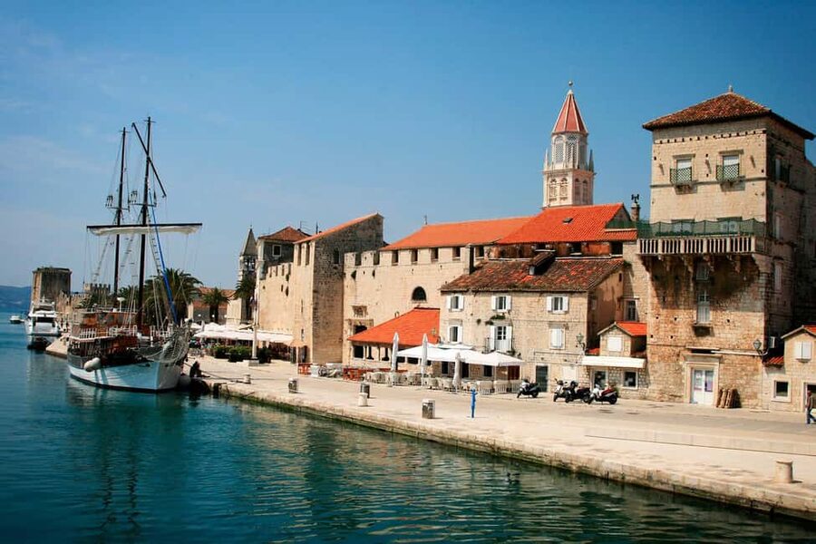 Split: Private Blue Lagoon 3 islands with speed boat - Weather, cancellations, and practical comfort