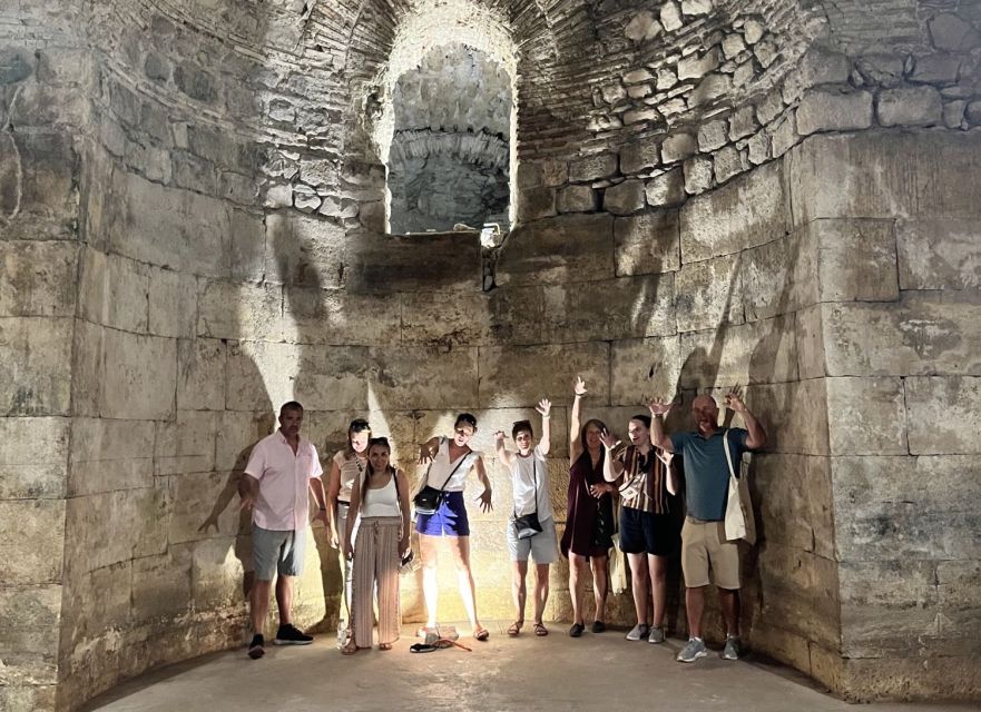 Split: Private Roman History & Market Tour - Peristil, the Vestibule, and the emperor’s private world