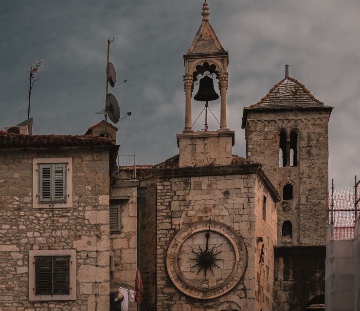 Split: Private Roman History & Market Tour - Finishing along the Riva
