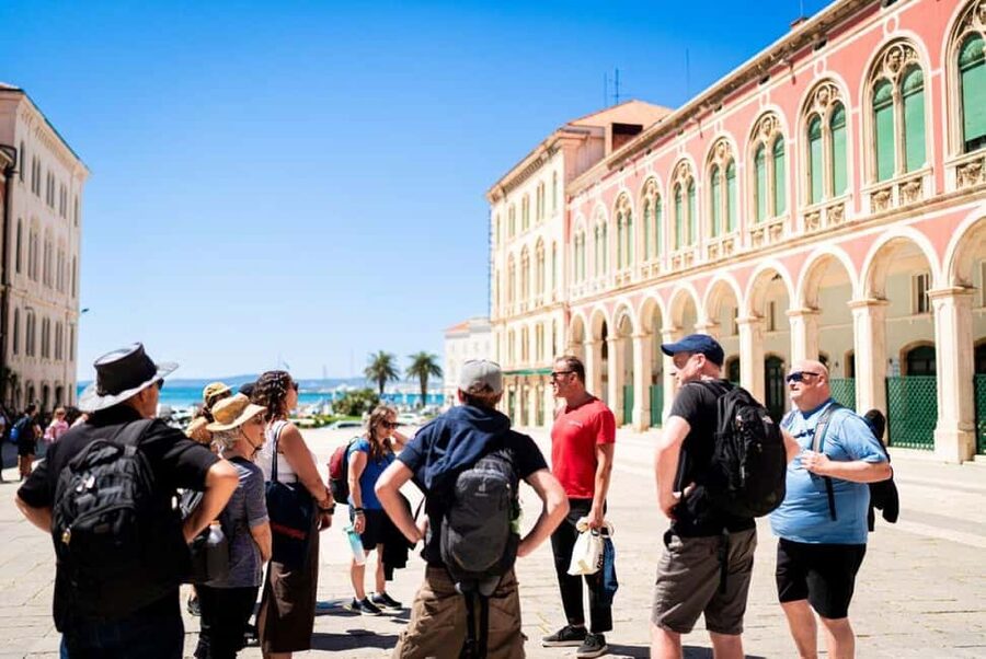 Split: Private Roman History & Market Tour - Meeting Dalmatia at the Green Market